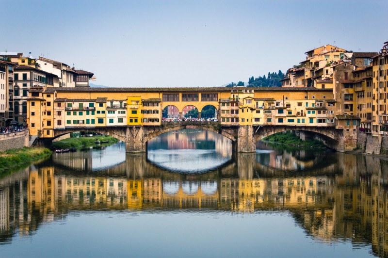 Közben hídja a Ponte Vecchio